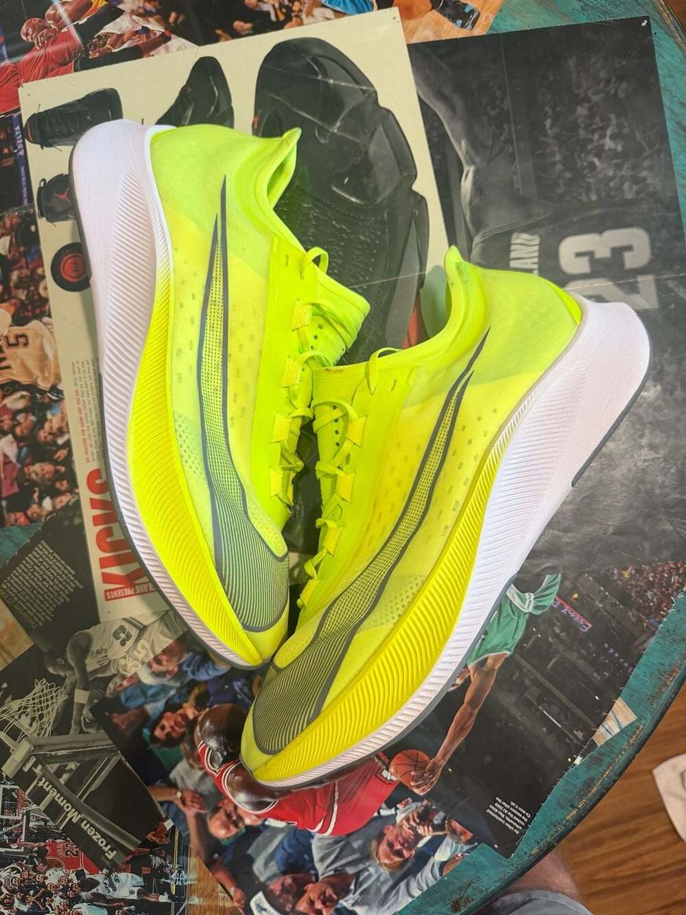 Nike Zoom Fly 3 Volt Electric Green Running Shoes AT8240-700 Size 15 Worn Once
